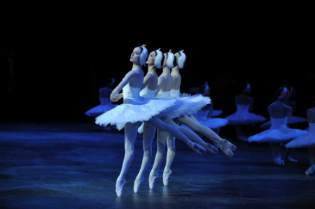 Previewed: Swan Lake at the Palace Theatre