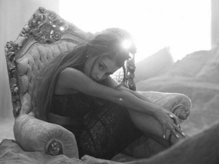 image of Ariana Grande