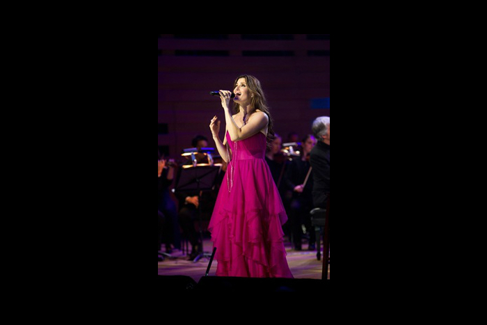 image of Idina Menzel
