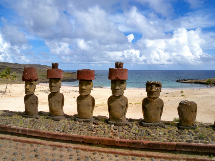 image of Moai on Rapa Nui