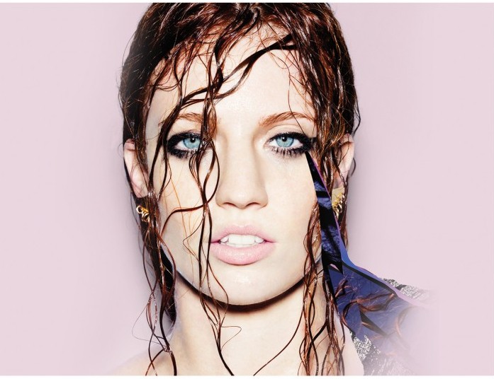 Jess Glynne announces Manchester Apollo Gig