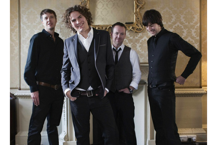 image of Toploader