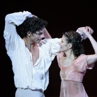 image of Alina Cojocaru and Isaac Hernandez in Romeo and Juliet. Image courtesy Bill Cooper. English National Ballet.