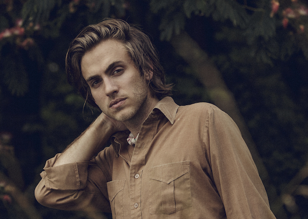 Andrew Combs set to perform at Night and Day
