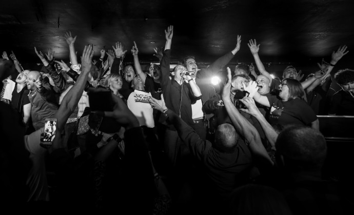Tom Hingley and the Kar-Pets headline at Night and Day Manchester