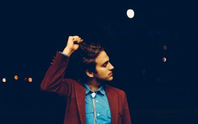 Previewed: Andrew Combs at Gullivers