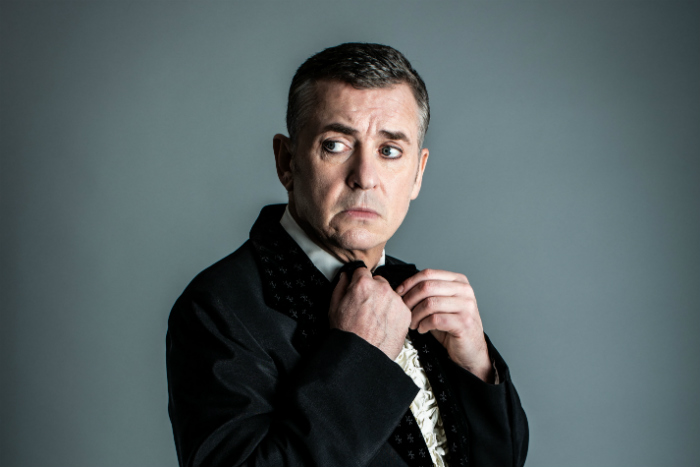 Shane Richie to star in The Entertainer at Manchester Opera House