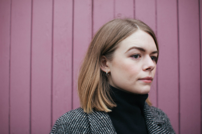 Manchester singer songwriter Chloe Foy