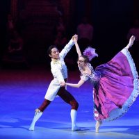 Katja Khaniukova and Jeffrey Cirio in Cinderella-in-the-round image courtesy Laurent Liotardo