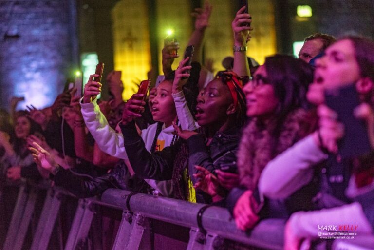 Mahalia at Manchester Albert Hall