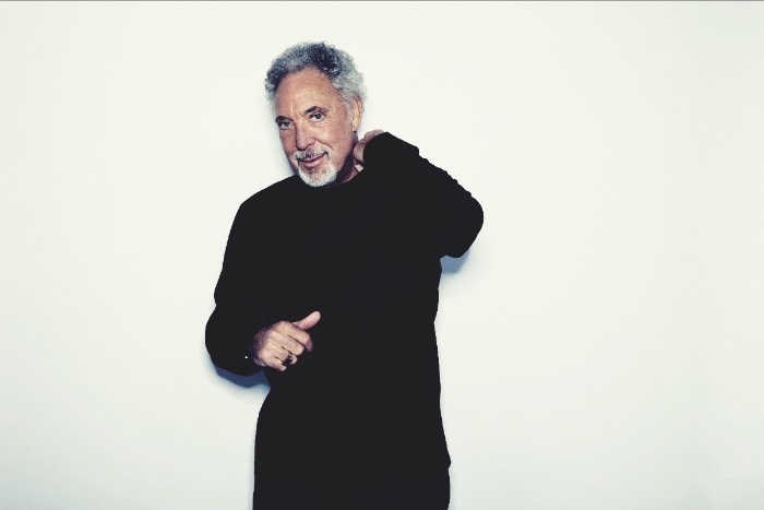 Tom Jones will perform at Haydock Park Racecourse