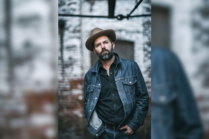 Folk-Americana troubadour Jeffrey Foucault to headline at The Rose and Monkey Hotel