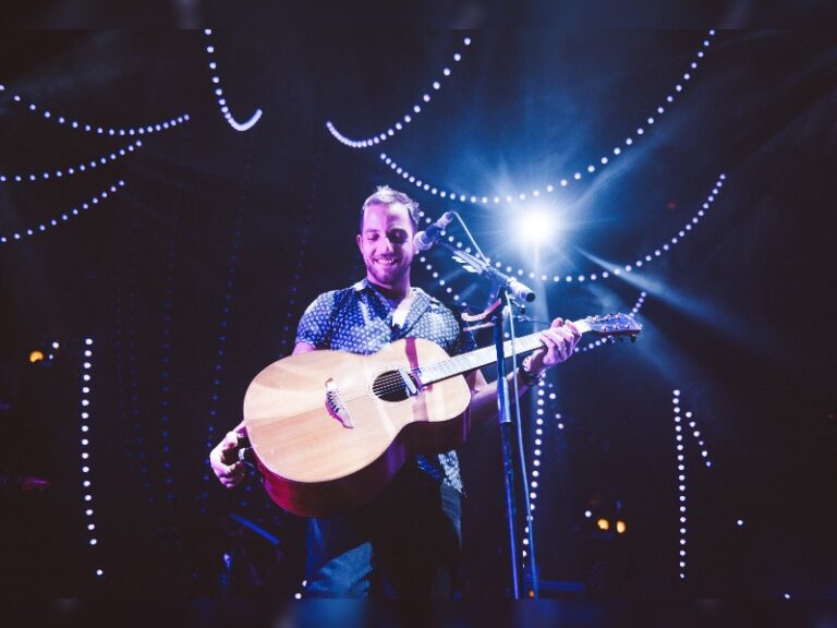 Manchester gigs - James Morrison - image courtesy Oliver Halfin