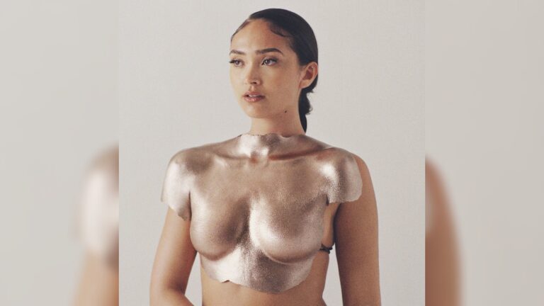 Manchester gigs - Joy Crookes - image courtesy Carlota Guerrero