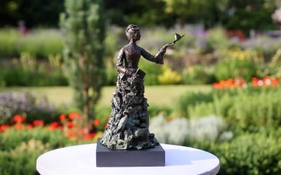 Eve Shepherd announced as winning sculptor for statue of Emily Williamson