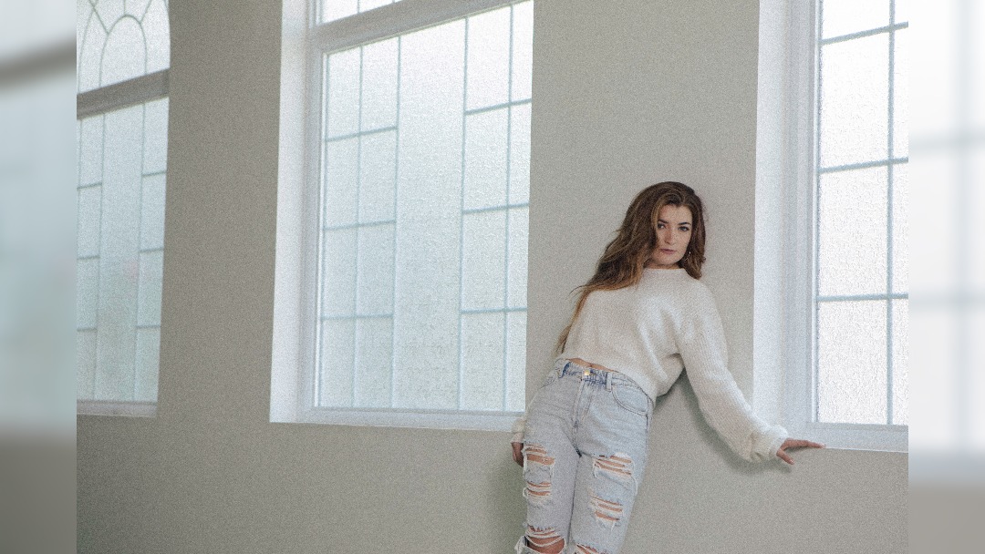 Tenille Townes - image courtesy Lauren Dunn