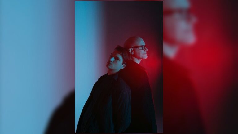 Fyfe and Iskra Strings featuring Mysie - deletia