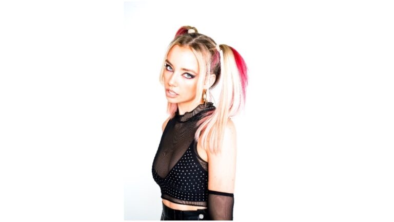 Music - Gia Lily