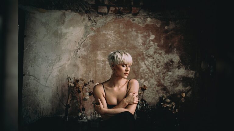 Manchester gigs- Mica Millar
