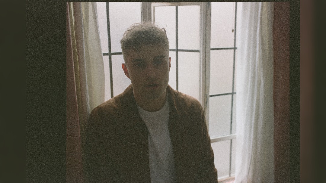 Sam Fender announces new live album