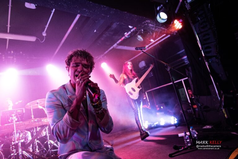 We Three at Manchester Academy 3 - 10 October 2022