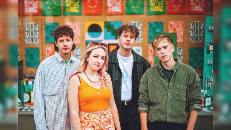 Manchester band Foxglove