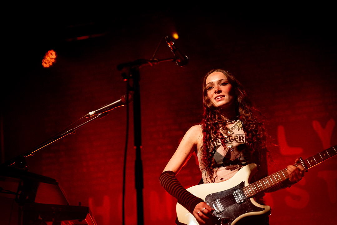 Holly Humberstone at Manchester Academy - 30 November 2022 - image courtesy @markwiththecamera