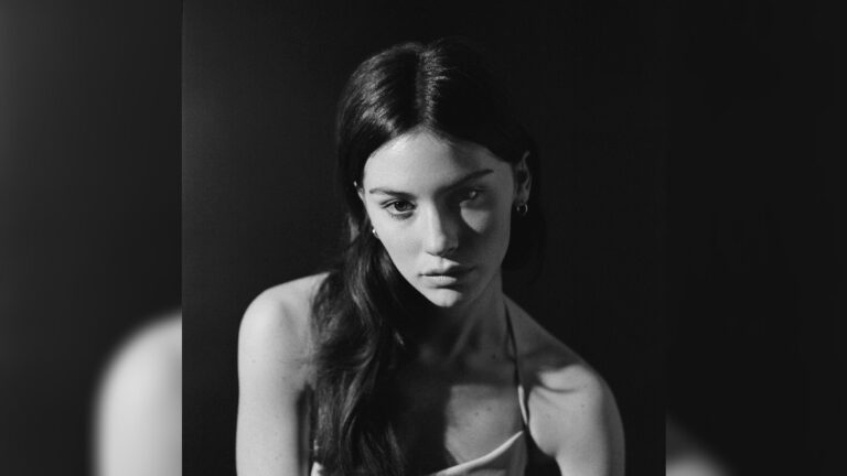 Gracie Abrams - image courtesy Danielle Neu