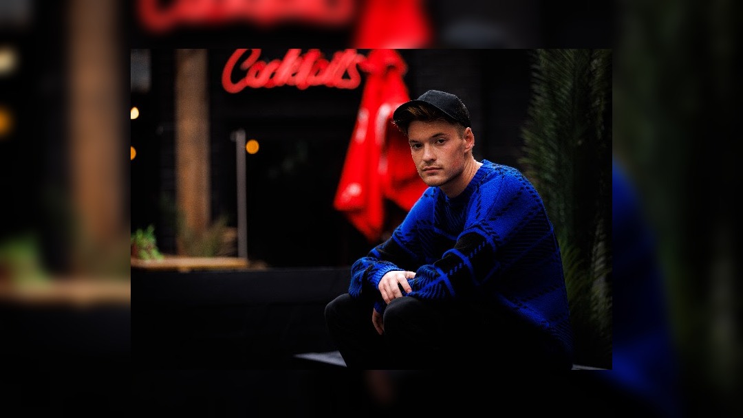 Music - Sam Olyott