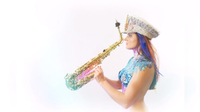 Manchester gigs - Ellie Sax
