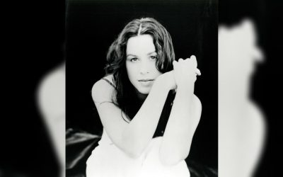 Alanis Morissette to release The Collection on vinyl