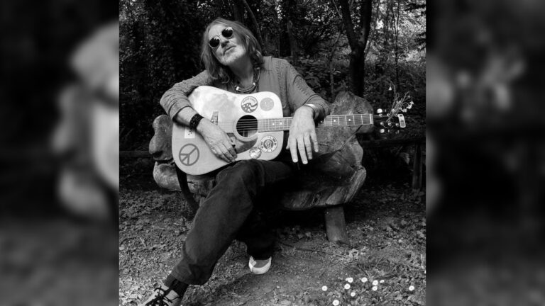 Manchester gigs - Vinny Peculiar