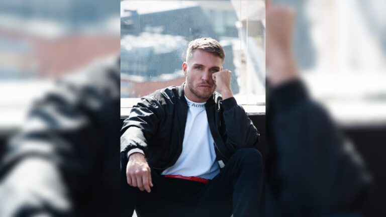 Music - Tom Zanetti