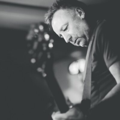 Peter Hook - image courtesy Mark McNulty