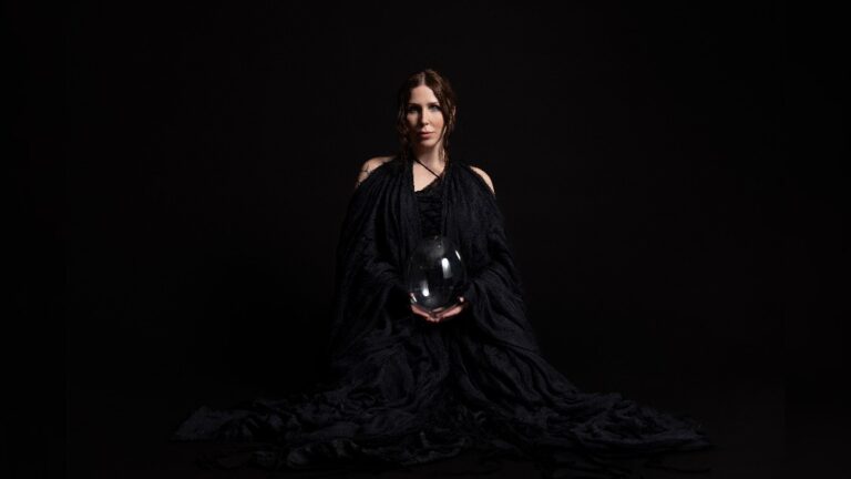 Music - Chelsea Wolfe - image courtesy Ebru Yildiz