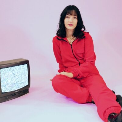 Music - Jewelia - Invisible Wall