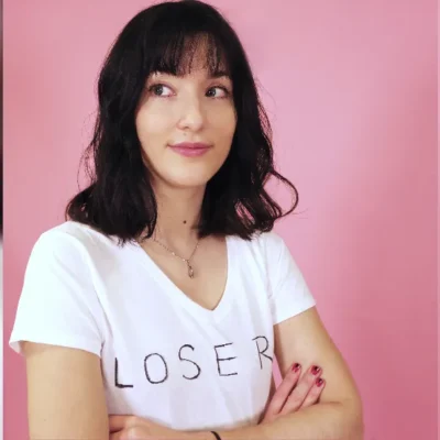 Music - Jewelia - Loser