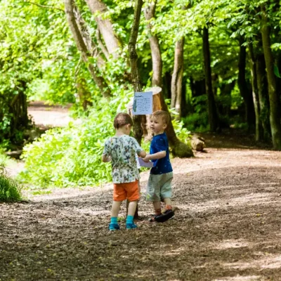 Manchester Family - book hunt