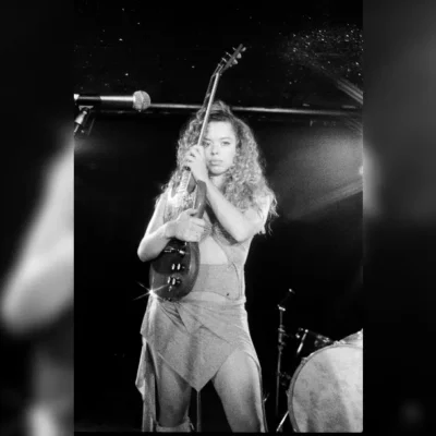 Manchester gigs - Nilufer Yanya - image courtesy Molly Daniel