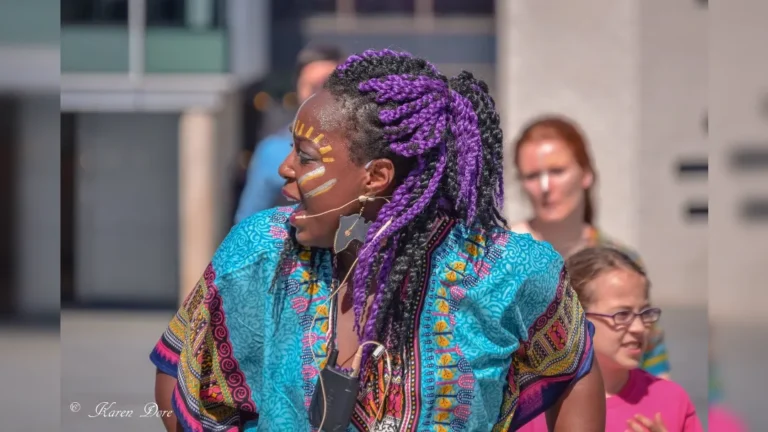 image of Angelina Abel leading a workshop for Horizons Festival 2024 at HOME Manchester. image courtesy Karen Dore.