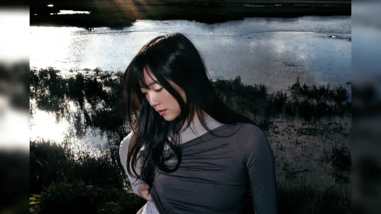 promotional image of Sarah Kinsley ahead of debut album Escaper - image courtesy Dillon Matthew
