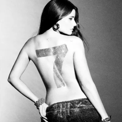 promotional image of Nelly Furtado's new album 7.