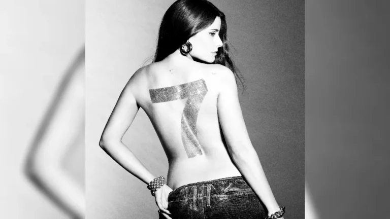 promotional image of Nelly Furtado's new album 7.