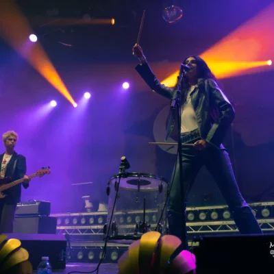 image of Lucia & The Best Boys at the O2 Victoria Warehouse on 21 September 2024. image courtesy @markwiththecamera