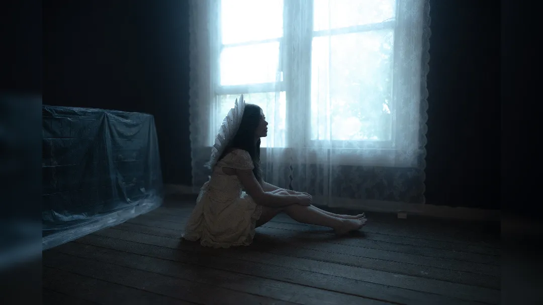 promotional image of Chrissy Costanza for debut solo EP VII - image courtesy Lizzy Lux