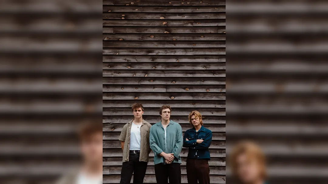 promotional image of UK band Tors ahead of the release of new single Never Give Up. Image courtesy Lauren Kallen.