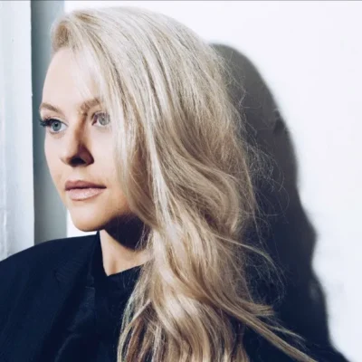 image of Manchester singer and songwriter Lusaint