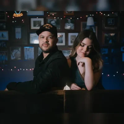 image of Tebey and Tenille Arts at Lloyds Bar on Queen Street East, Toronto