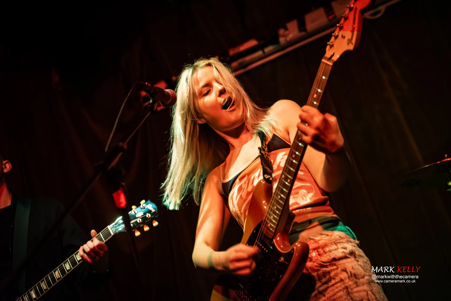 Issy Sutcliffe headlining at Gullivers, Manchester - 10 April 2025. image courtesy @markwiththecamera