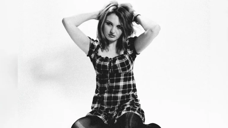 music - Bee Blackwell - image courtesy L.A.Lockhardt